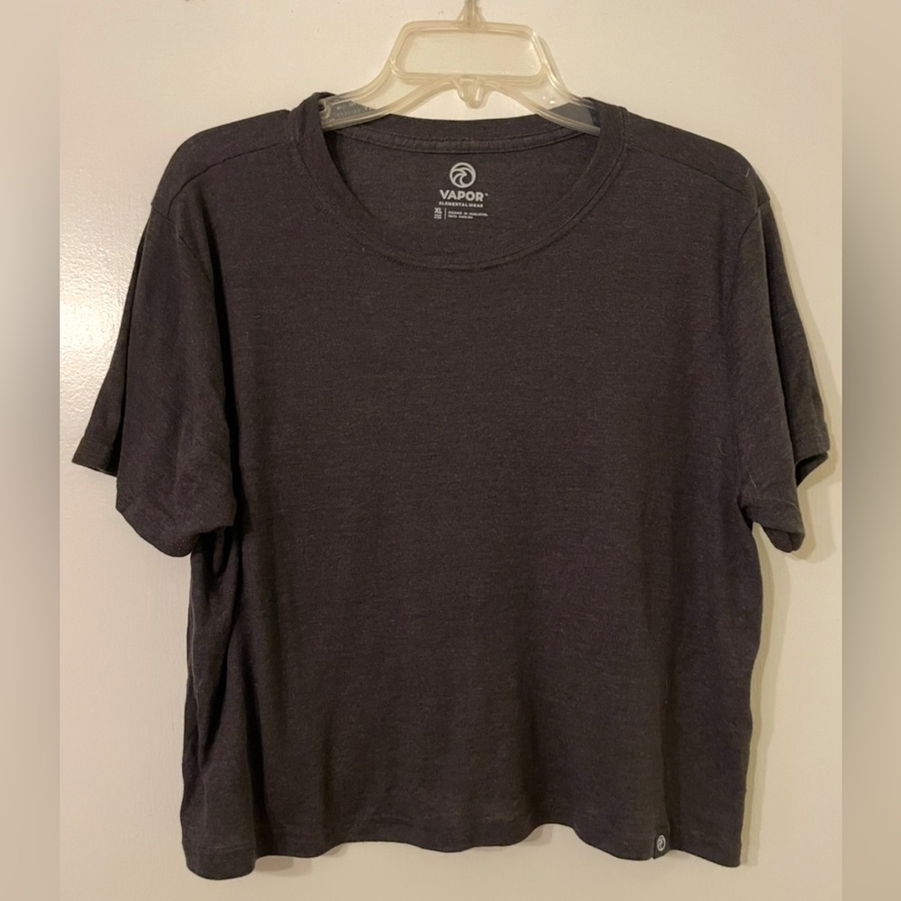 Women's Vapor Elemental Wear Cropped Charcoal Gray Tee Sz XL